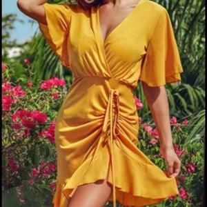 Cupshe Yellow V-neck Shirring Flounce Slee…